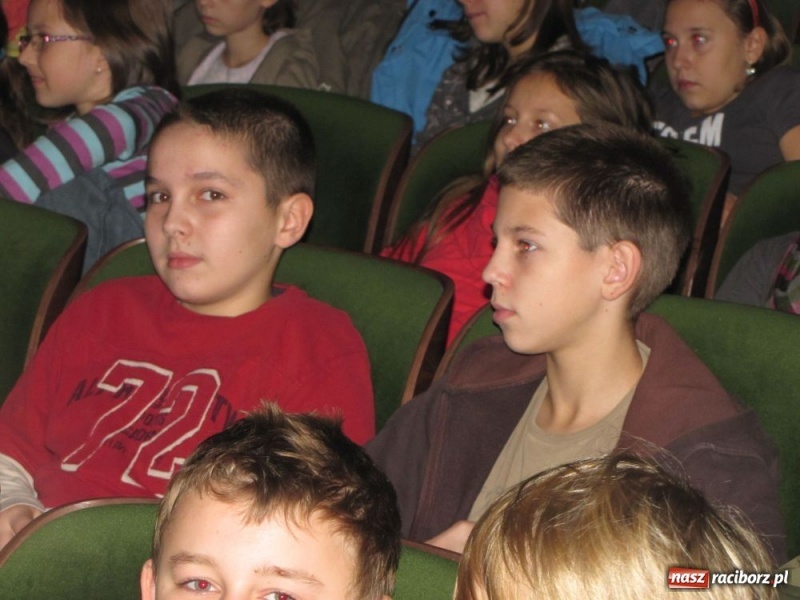 Zdjęcie w galerii na portalu naszraciborz.pl: Wołam, ale nikt nie słyszy wiadomości z regionu