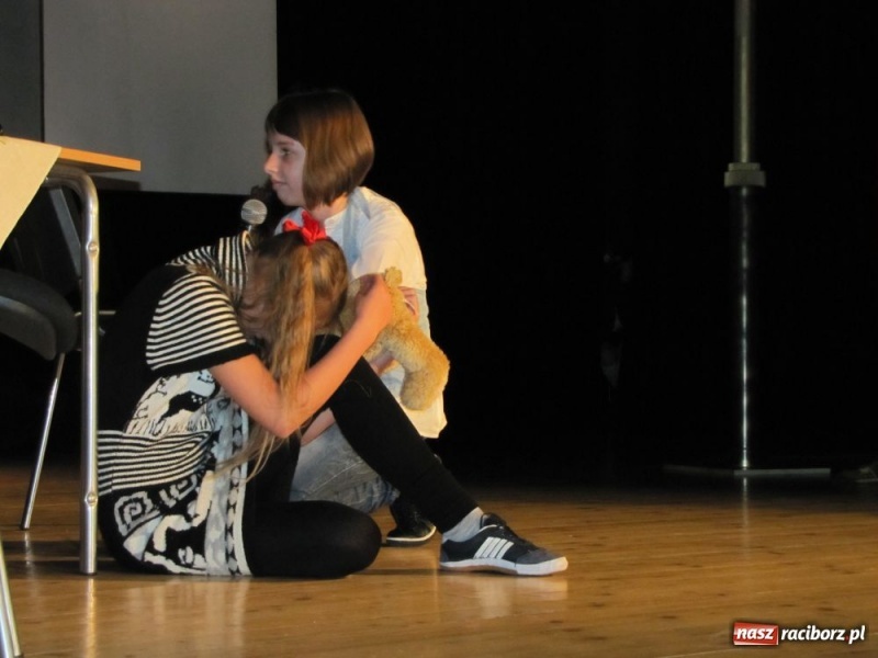 Zdjęcie w galerii na portalu naszraciborz.pl: Wołam, ale nikt nie słyszy wiadomości z regionu