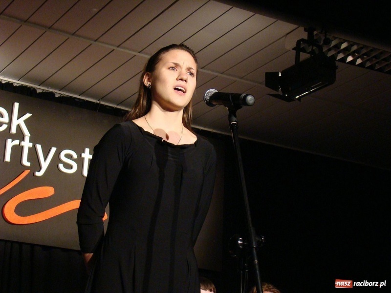 Zdjęcie w galerii na portalu naszraciborz.pl: Powstańcy pokonali Mickiewicza wiadomości z regionu