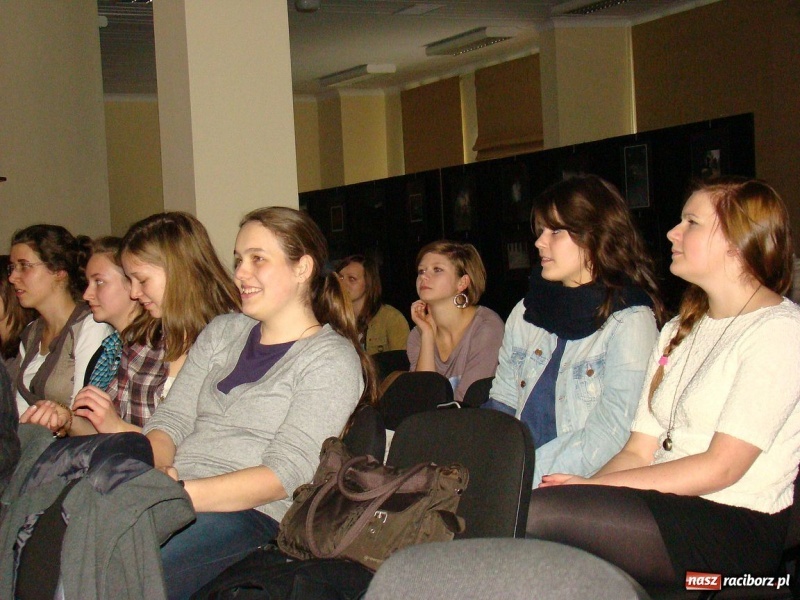 Zdjęcie w galerii na portalu naszraciborz.pl: Powstańcy pokonali Mickiewicza wiadomości z regionu