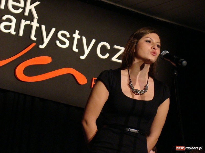 Zdjęcie w galerii na portalu naszraciborz.pl: Powstańcy pokonali Mickiewicza wiadomości z regionu