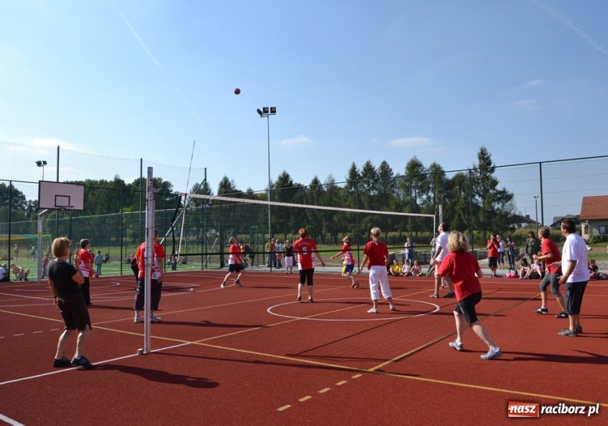 Zdjęcie w galerii na portalu naszraciborz.pl: Lato w Krzyżanowicach zima w Śmiłowicach wiadomości z regionu