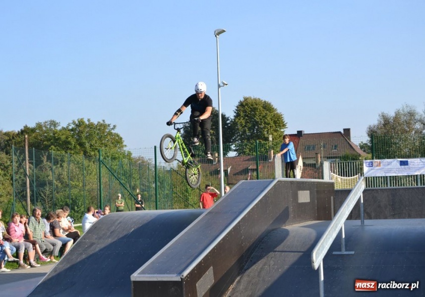 Zdjęcie w galerii na portalu naszraciborz.pl: Lato w Krzyżanowicach zima w Śmiłowicach wiadomości z regionu