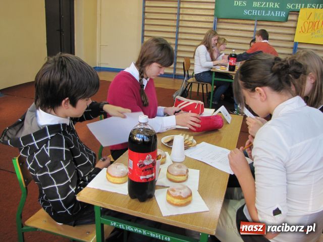 Zdjęcie w galerii na portalu naszraciborz.pl: Spiele mit Deutsch w G1 wiadomości z regionu