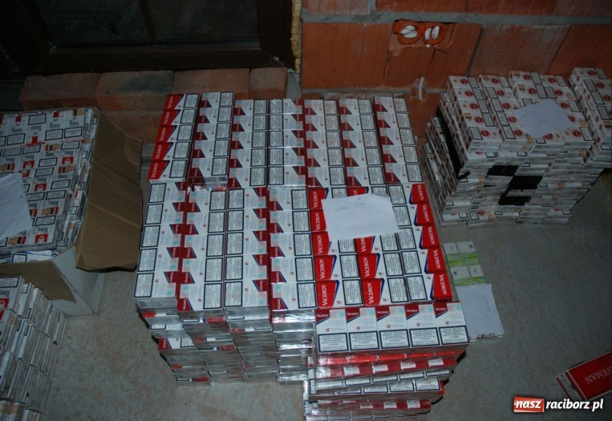 Zdjęcie w galerii na portalu naszraciborz.pl: Ponad milion nielegalnych papierosów wiadomości z regionu