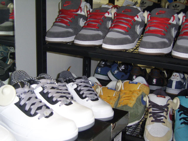 Zdjęcie w galerii na portalu naszraciborz.pl: Sneakers4u już w Raciborzu wiadomości z regionu