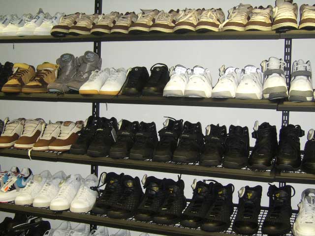 Zdjęcie w galerii na portalu naszraciborz.pl: Sneakers4u już w Raciborzu wiadomości z regionu