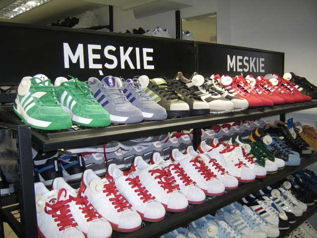 Zdjęcie w galerii na portalu naszraciborz.pl: Sneakers4u już w Raciborzu wiadomości z regionu