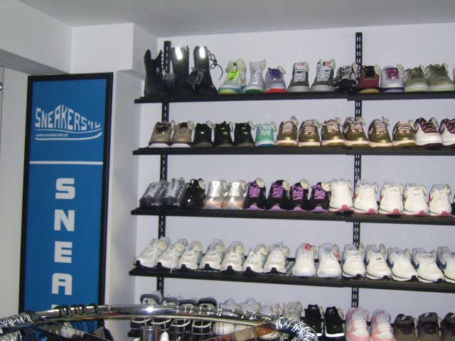 Zdjęcie w galerii na portalu naszraciborz.pl: Sneakers4u już w Raciborzu wiadomości z regionu