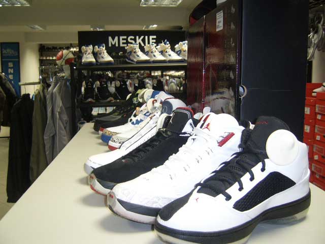 Zdjęcie w galerii na portalu naszraciborz.pl: Sneakers4u już w Raciborzu wiadomości z regionu