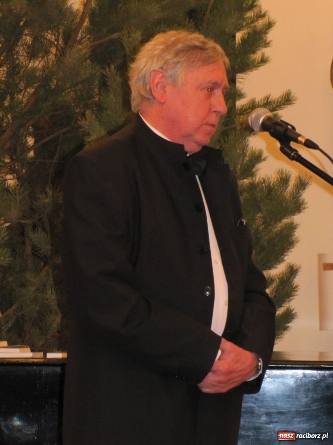 Zdjęcie w galerii na portalu naszraciborz.pl: Spotkanie z poezją raciborzanina wiadomości z regionu