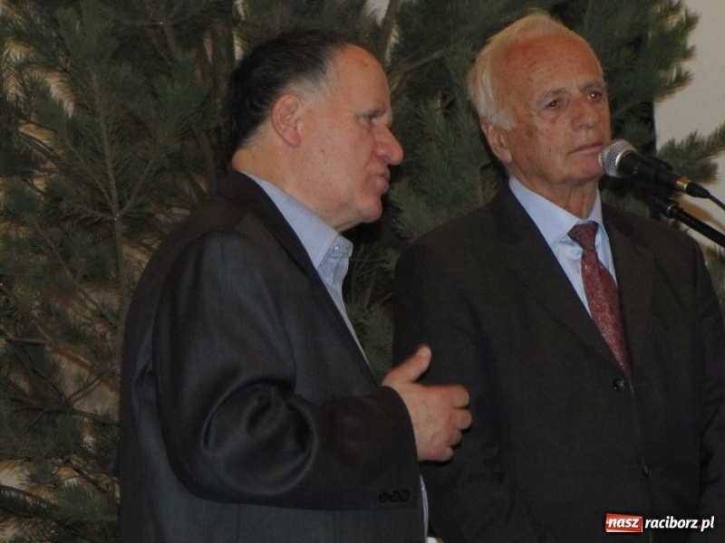 Zdjęcie w galerii na portalu naszraciborz.pl: Spotkanie z poezją raciborzanina wiadomości z regionu