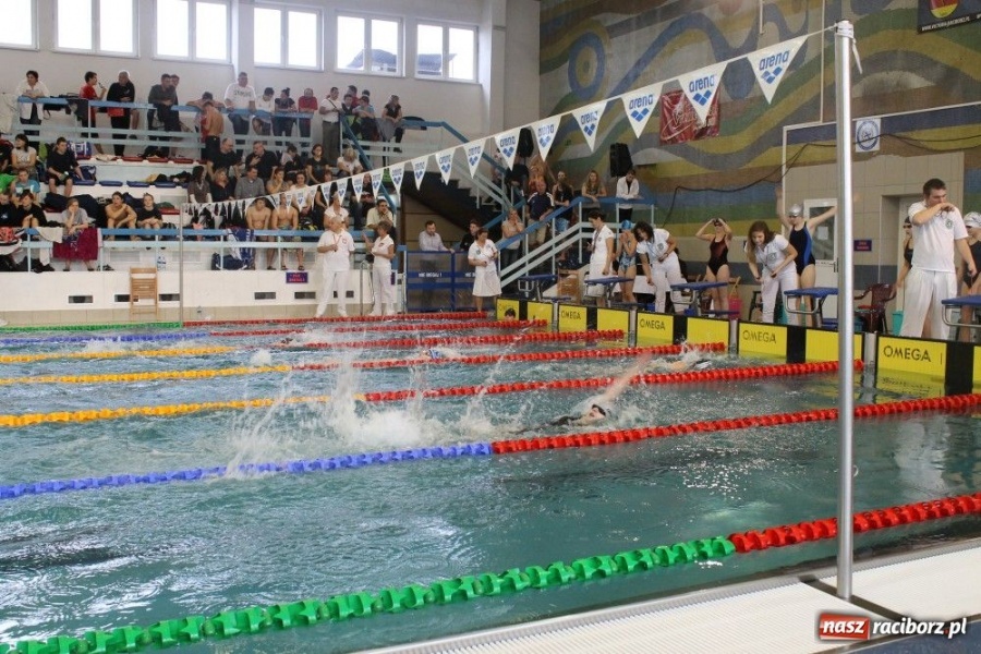 Zdjęcie w galerii na portalu naszraciborz.pl: Ola Mazurkiewicz jak Mark Spitz wiadomości z regionu