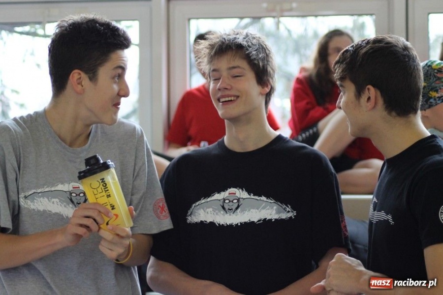 Zdjęcie w galerii na portalu naszraciborz.pl: Ola Mazurkiewicz jak Mark Spitz wiadomości z regionu