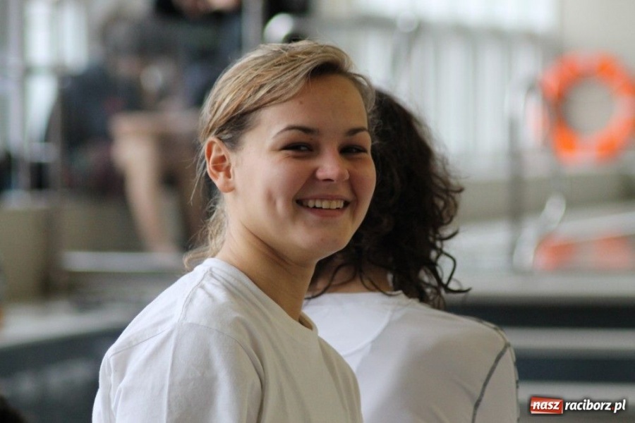 Zdjęcie w galerii na portalu naszraciborz.pl: Ola Mazurkiewicz jak Mark Spitz wiadomości z regionu
