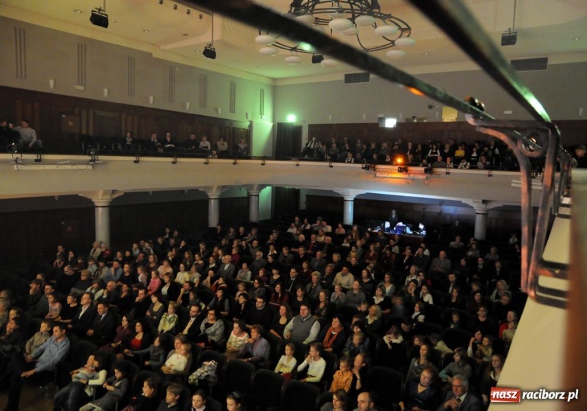 Zdjęcie w galerii na portalu naszraciborz.pl: Dziadek do orzechów na scenie RCK-u wiadomości z regionu