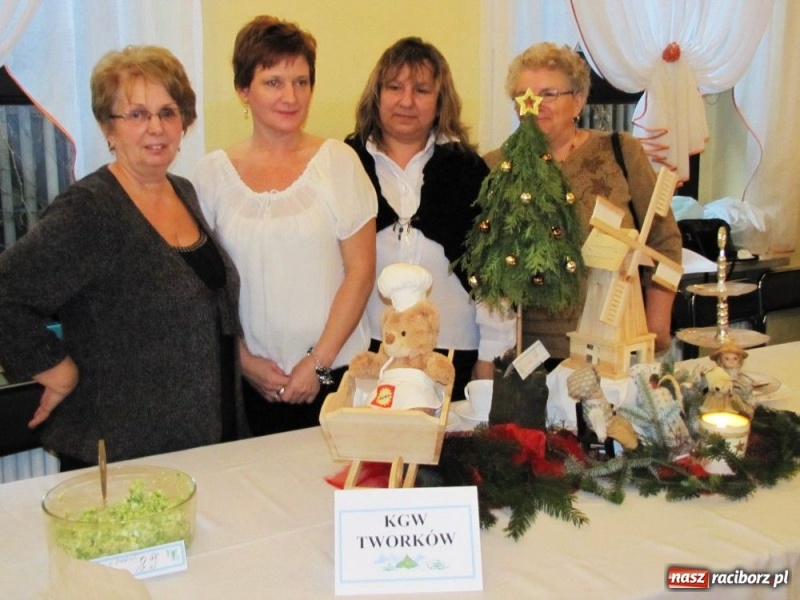 Zdjęcie w galerii na portalu naszraciborz.pl: Smakołyki znikały błyskawicznie wiadomości z regionu