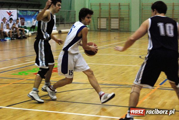 Zdjęcie w galerii na portalu naszraciborz.pl: VII kolejka BBL wyłoniła pewnego lidera wiadomości z regionu