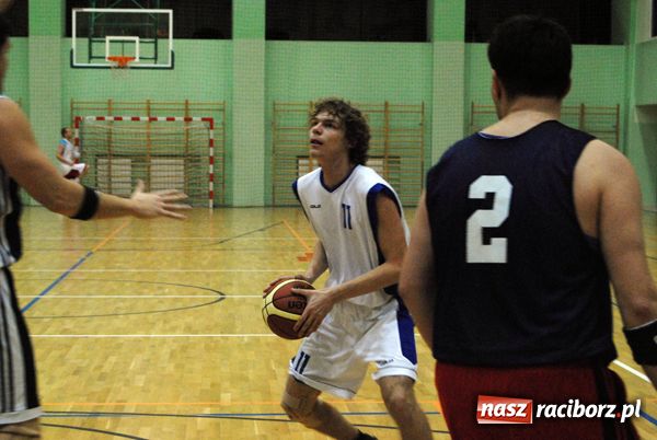 Zdjęcie w galerii na portalu naszraciborz.pl: VII kolejka BBL wyłoniła pewnego lidera wiadomości z regionu