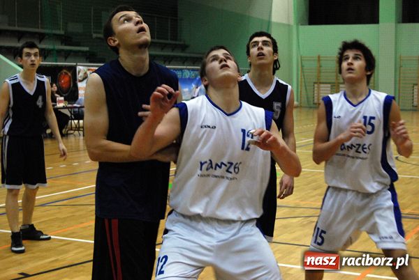 Zdjęcie w galerii na portalu naszraciborz.pl: VII kolejka BBL wyłoniła pewnego lidera wiadomości z regionu