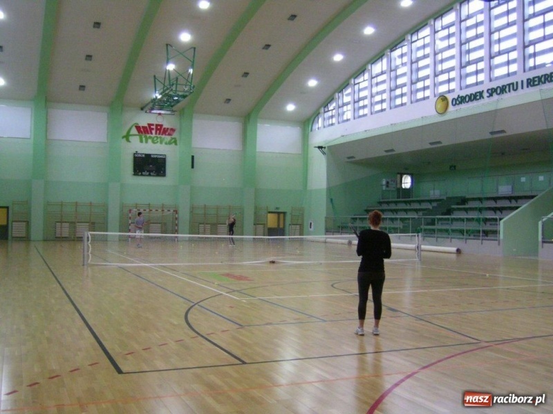 Zdjęcie w galerii na portalu naszraciborz.pl: Mikołaj u młodych tenisistów wiadomości z regionu