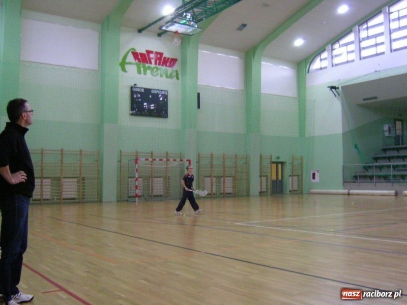 Zdjęcie w galerii na portalu naszraciborz.pl: Mikołaj u młodych tenisistów wiadomości z regionu