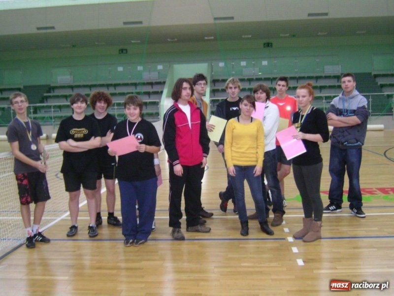 Zdjęcie w galerii na portalu naszraciborz.pl: Mikołaj u młodych tenisistów wiadomości z regionu