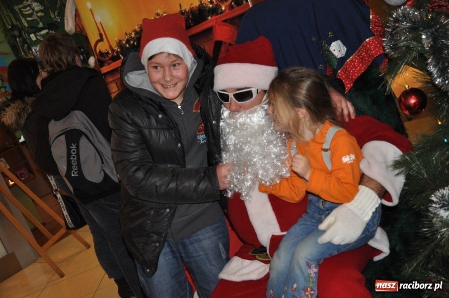 Zdjęcie w galerii na portalu naszraciborz.pl: Poznaliśmy kandydatów na Mikołaja roku wiadomości z regionu