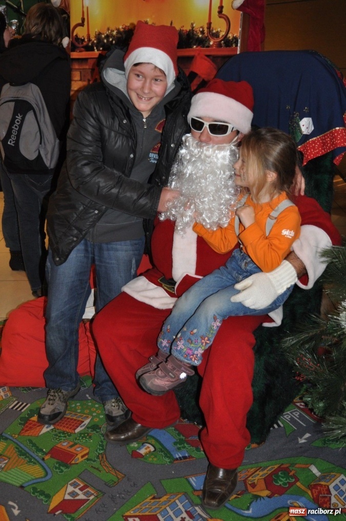 Zdjęcie w galerii na portalu naszraciborz.pl: Poznaliśmy kandydatów na Mikołaja roku wiadomości z regionu