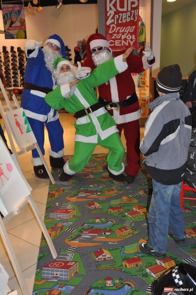 Zdjęcie w galerii na portalu naszraciborz.pl: Poznaliśmy kandydatów na Mikołaja roku wiadomości z regionu