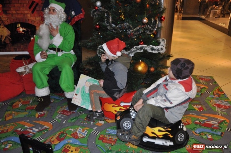 Zdjęcie w galerii na portalu naszraciborz.pl: Poznaliśmy kandydatów na Mikołaja roku wiadomości z regionu