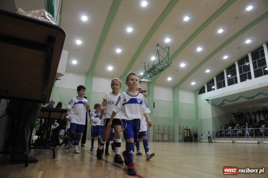 Zdjęcie w galerii na portalu naszraciborz.pl: Mikołajkowa fiesta w Arenie Rafako wiadomości z regionu