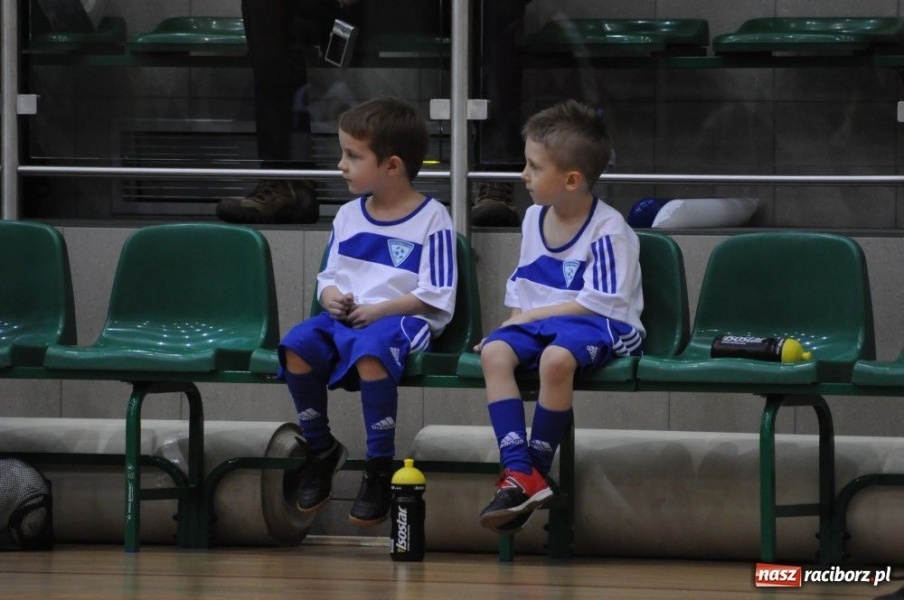 Zdjęcie w galerii na portalu naszraciborz.pl: Mikołajkowa fiesta w Arenie Rafako wiadomości z regionu