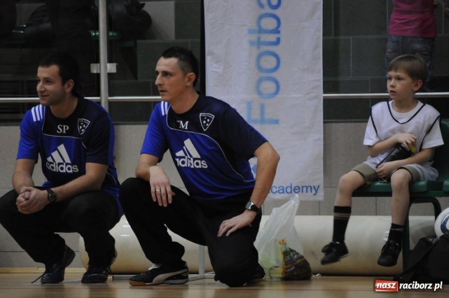 Zdjęcie w galerii na portalu naszraciborz.pl: Mikołajkowa fiesta w Arenie Rafako wiadomości z regionu