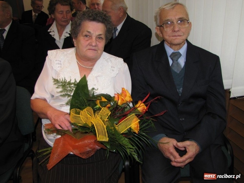 Zdjęcie w galerii na portalu naszraciborz.pl: 11 par świętowało w Pietrowicach Wielkich wiadomości z regionu