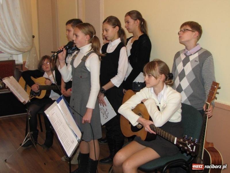 Zdjęcie w galerii na portalu naszraciborz.pl: 11 par świętowało w Pietrowicach Wielkich wiadomości z regionu