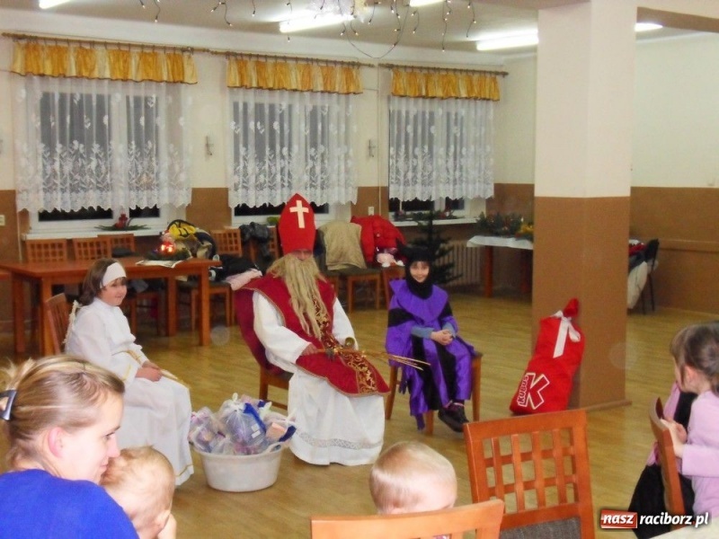 Zdjęcie w galerii na portalu naszraciborz.pl: Mikołaj nie zapomniał o Rudzie wiadomości z regionu