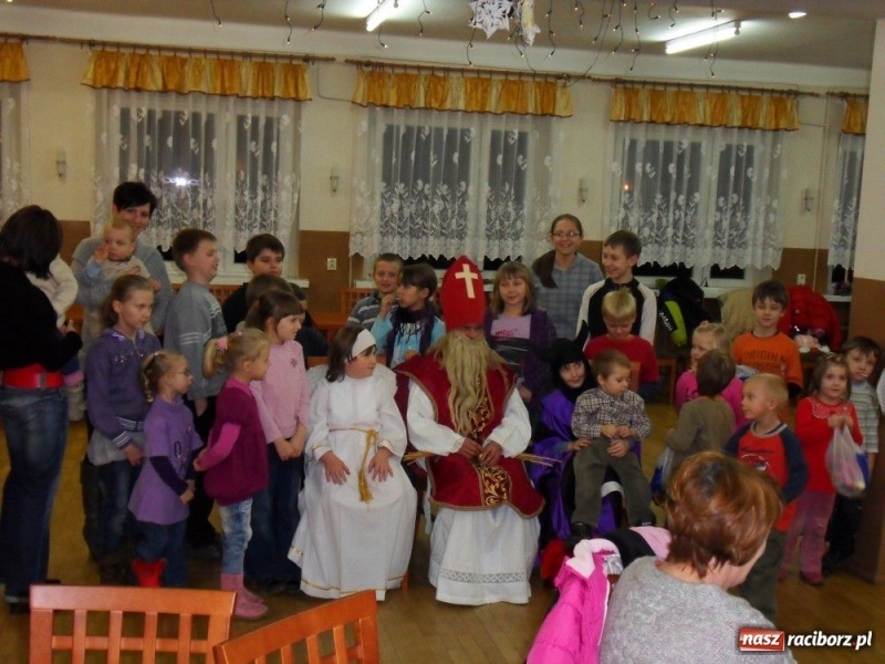 Zdjęcie w galerii na portalu naszraciborz.pl: Mikołaj nie zapomniał o Rudzie wiadomości z regionu