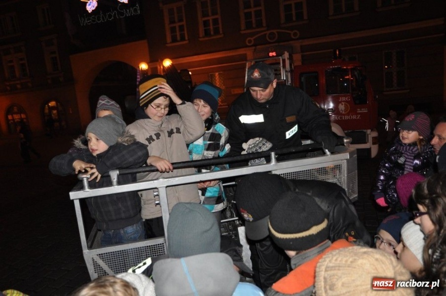 Zdjęcie w galerii na portalu naszraciborz.pl: Strażacy zapraszają w czwartek na Mikołaja wiadomości z regionu