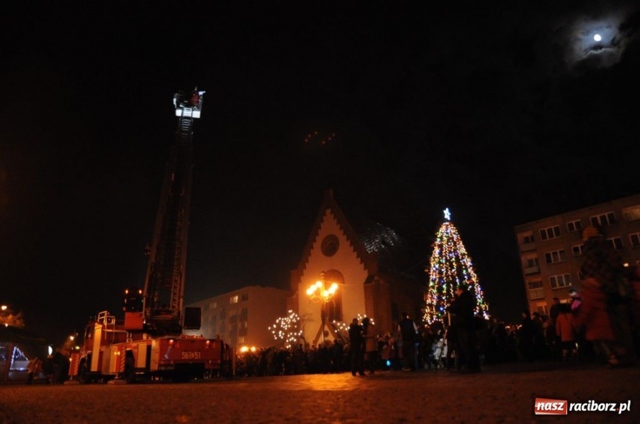 Zdjęcie w galerii na portalu naszraciborz.pl: Strażacy zapraszają w czwartek na Mikołaja wiadomości z regionu