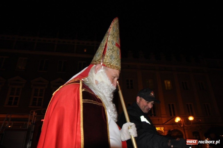 Zdjęcie w galerii na portalu naszraciborz.pl: Strażacy zapraszają w czwartek na Mikołaja wiadomości z regionu