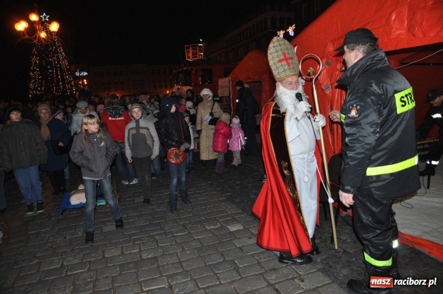 Zdjęcie w galerii na portalu naszraciborz.pl: Strażacy zapraszają w czwartek na Mikołaja wiadomości z regionu