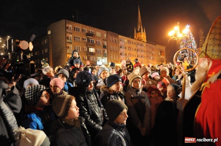 Zdjęcie w galerii na portalu naszraciborz.pl: Strażacy zapraszają w czwartek na Mikołaja wiadomości z regionu
