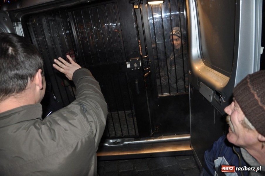 Zdjęcie w galerii na portalu naszraciborz.pl: Strażacy zapraszają w czwartek na Mikołaja wiadomości z regionu