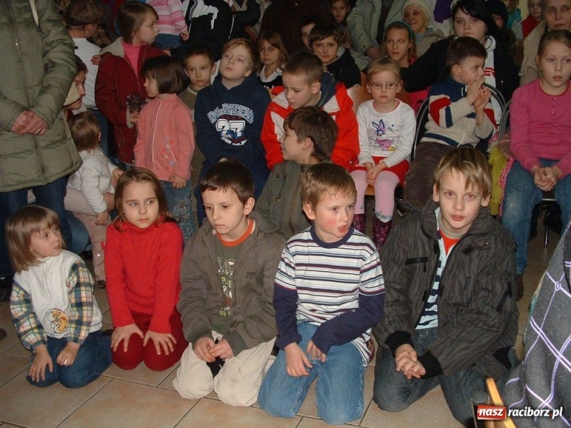 Zdjęcie w galerii na portalu naszraciborz.pl: Mikołajki w raciborskim Caritasie wiadomości z regionu