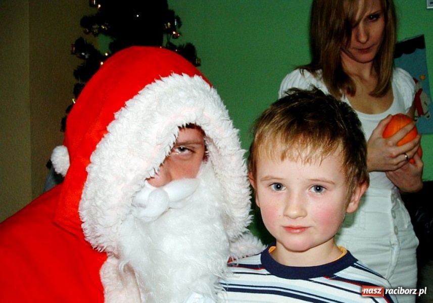 Zdjęcie w galerii na portalu naszraciborz.pl: Mikołajki w raciborskim Caritasie wiadomości z regionu