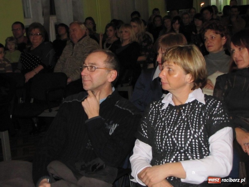 Zdjęcie w galerii na portalu naszraciborz.pl: Wampiry, zombie i Harry Potter... wiadomości z regionu