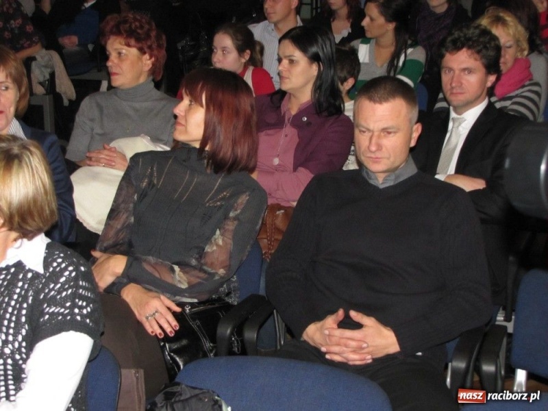 Zdjęcie w galerii na portalu naszraciborz.pl: Wampiry, zombie i Harry Potter... wiadomości z regionu