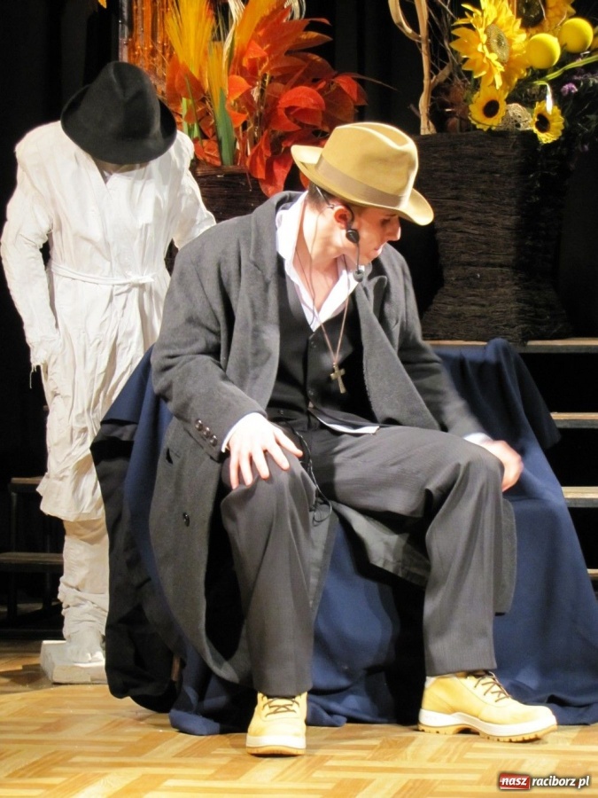 Zdjęcie w galerii na portalu naszraciborz.pl: Wampiry, zombie i Harry Potter... wiadomości z regionu