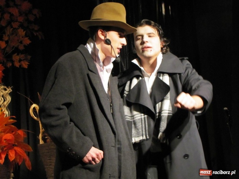 Zdjęcie w galerii na portalu naszraciborz.pl: Wampiry, zombie i Harry Potter... wiadomości z regionu